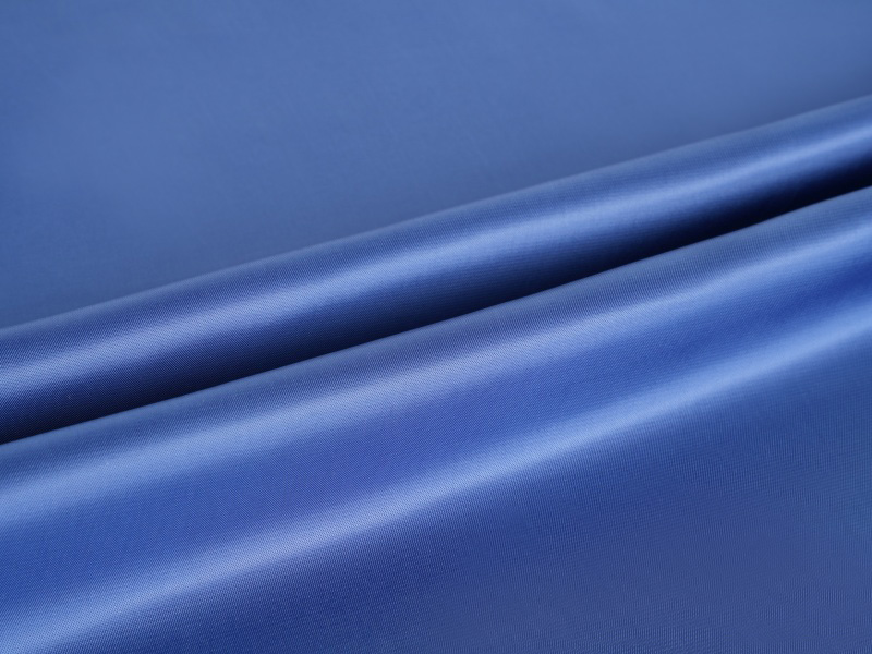Polyester twill foring stof