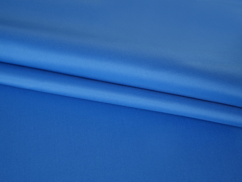 Polyester twill foring stof