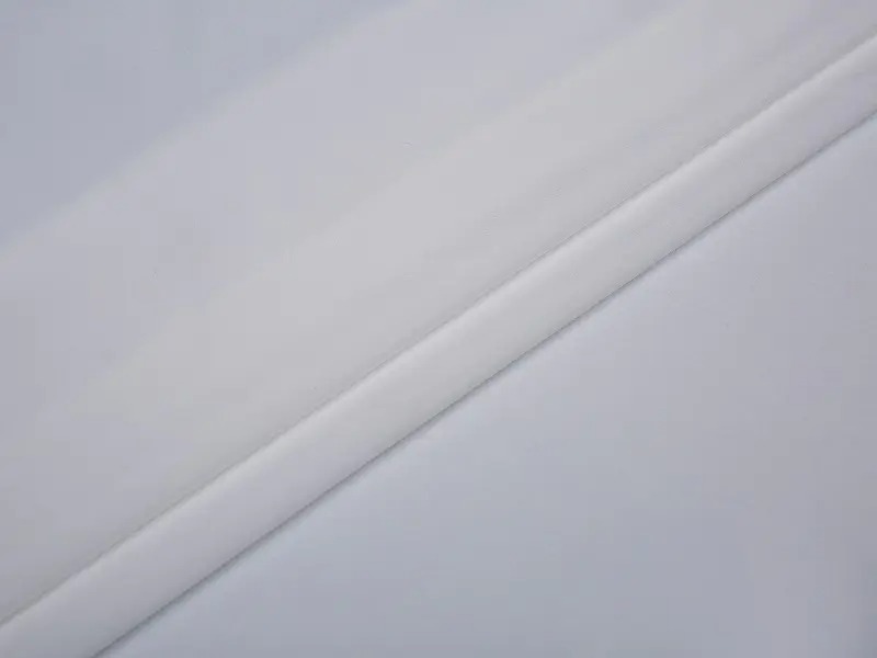 Tøjforestoffer: Hvordan vælger man foringstoffer, der både er fugtabsorberende og hudvenlige?